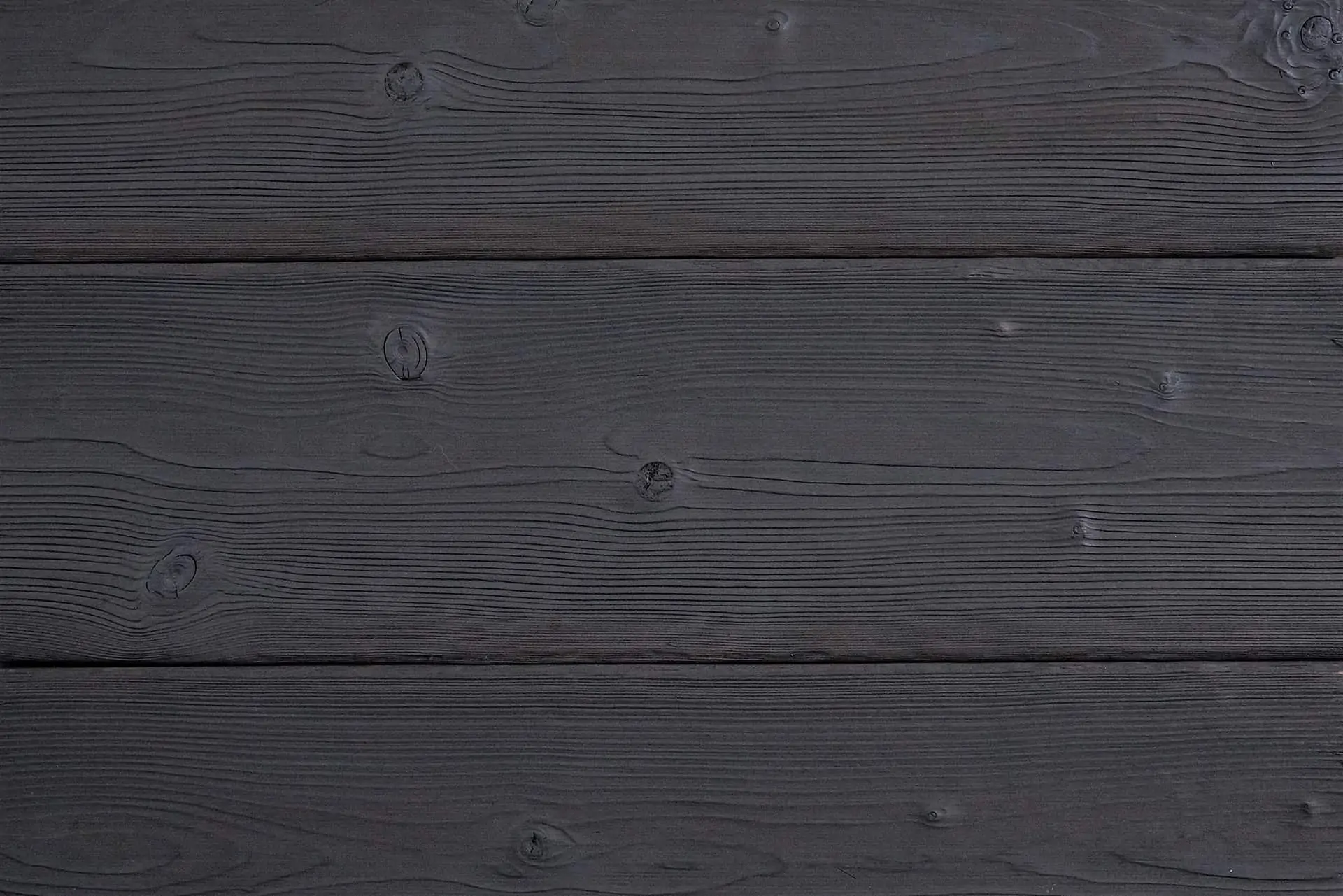 egle_anthrazit Deginta mediena, charred wood