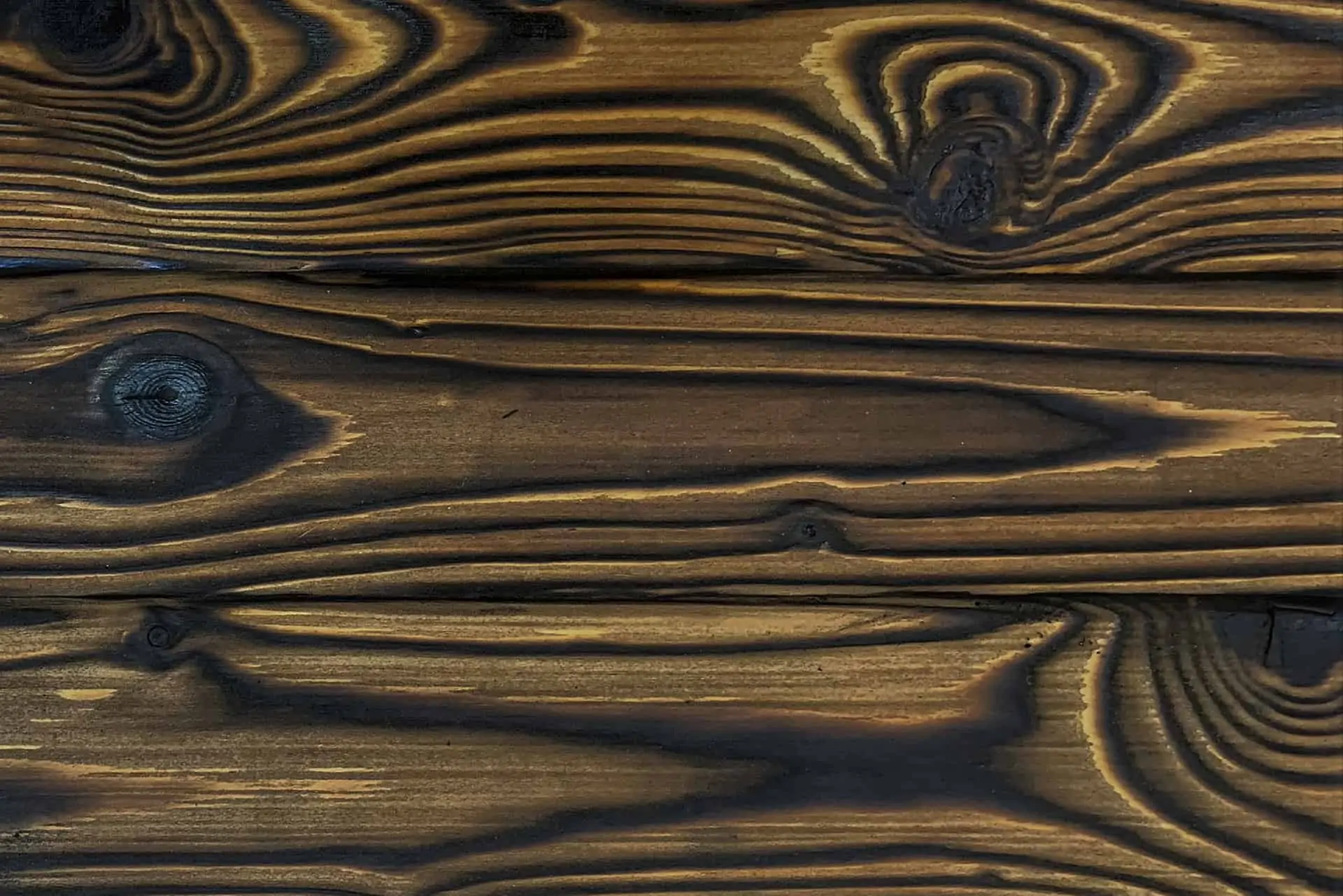 egle_natural Deginta mediena, charred wood