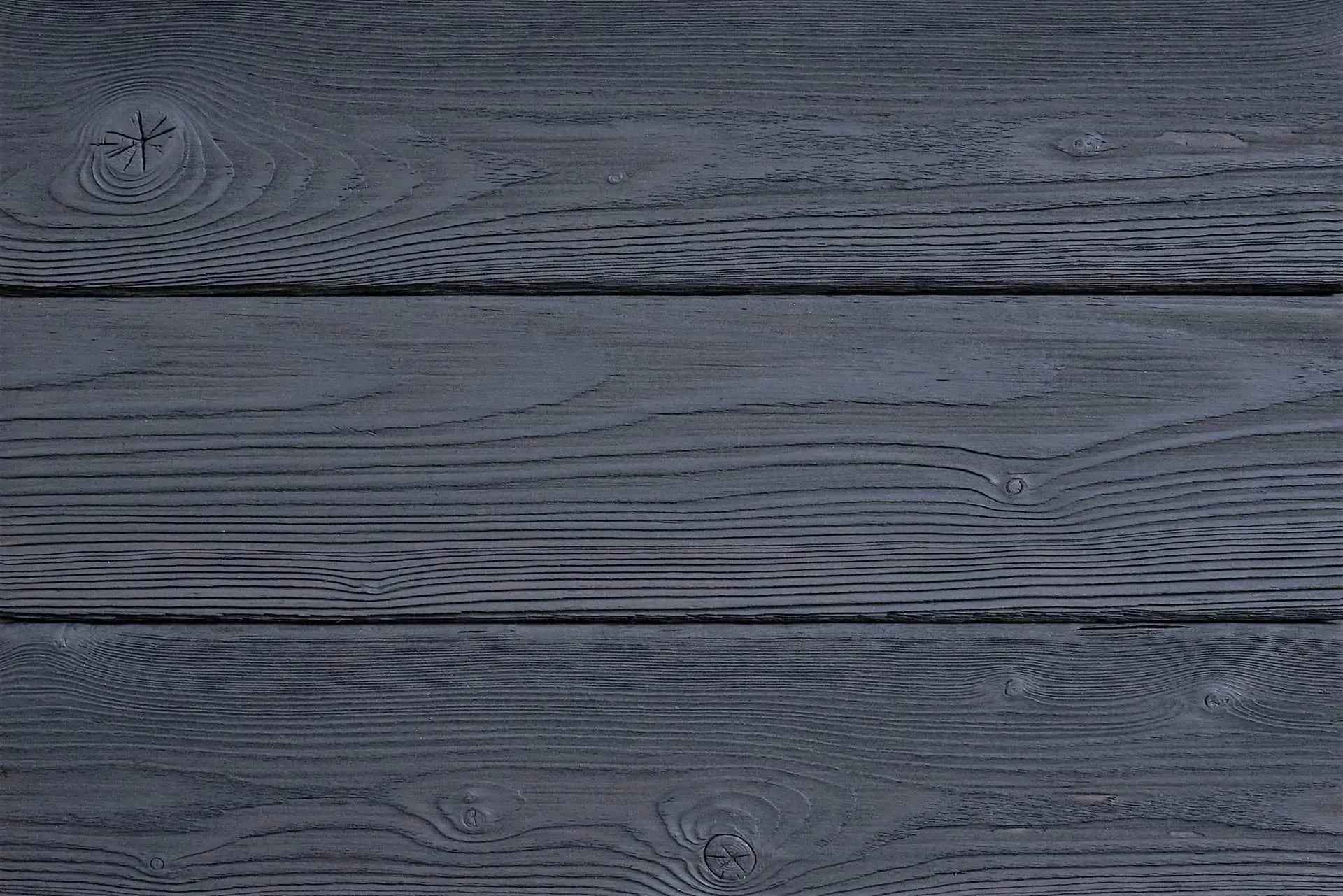 maumedis_anthrazit Degintas maumedis, charred larch